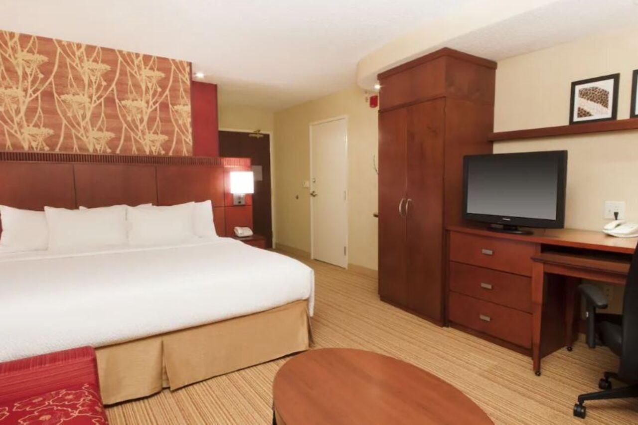 Отель Courtyard By Marriott Amarillo West/Medical Center Экстерьер фото