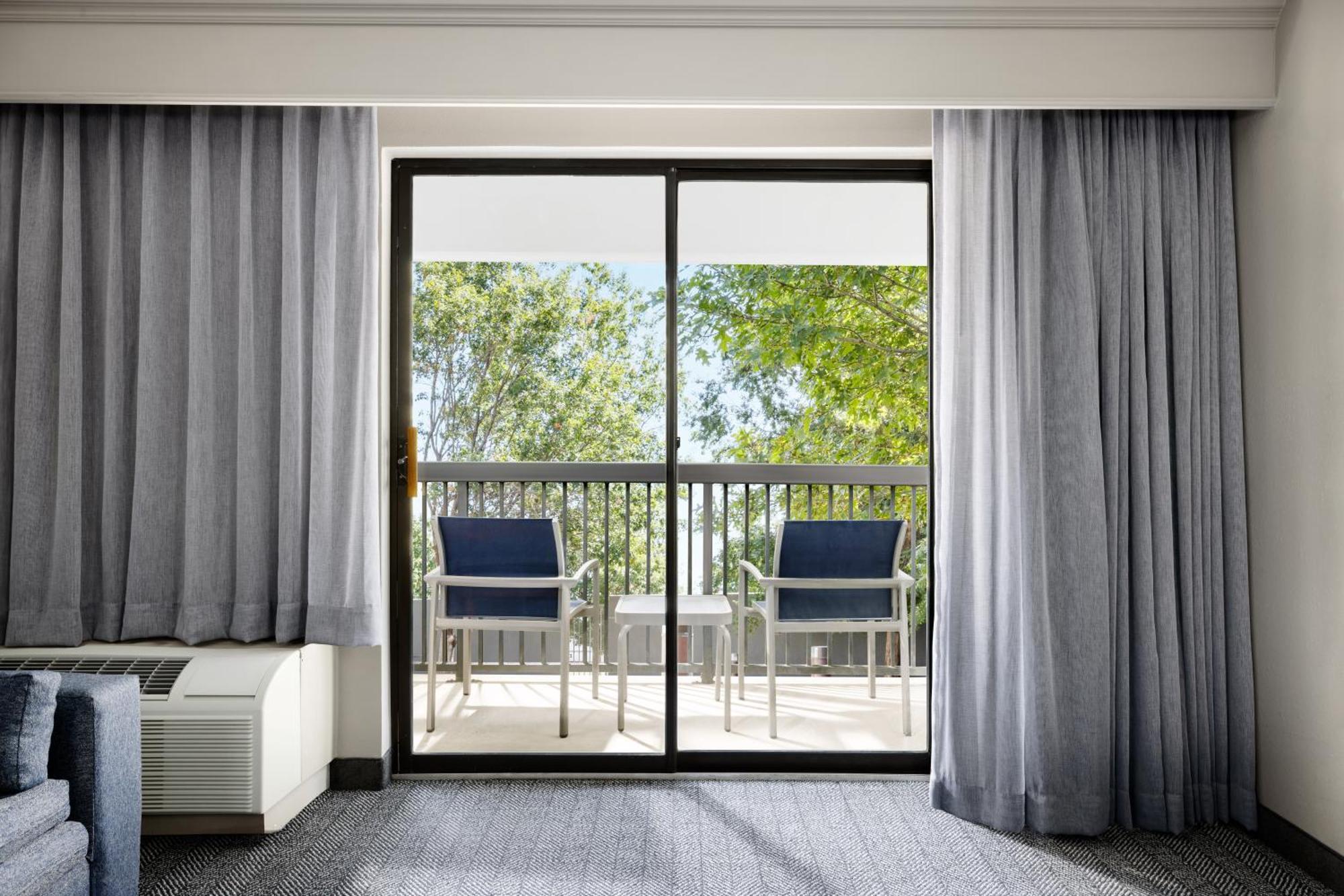 Отель Courtyard By Marriott Amarillo West/Medical Center Экстерьер фото